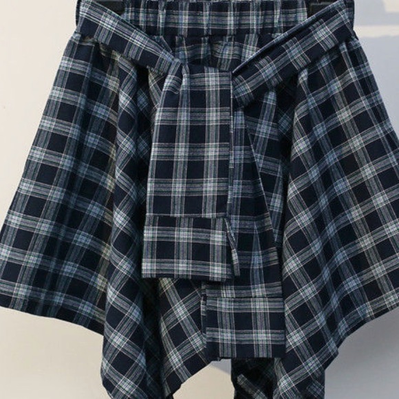 Dresses & Skirts - Skirt